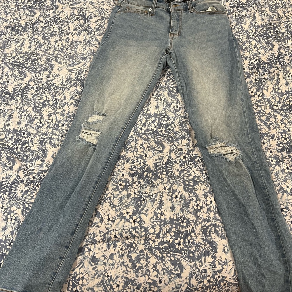Light wash Cornell skinny jeans